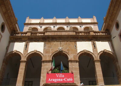Villa Aragona Cutò – Stadtbibliothek